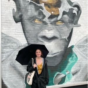 Meet your Posher, Natalie